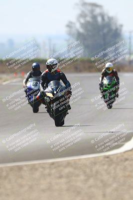 media/Sep-20-2025-TrackDaz (Sat) [[27f0cde673]]/B Group/220pm (Turn 9)/